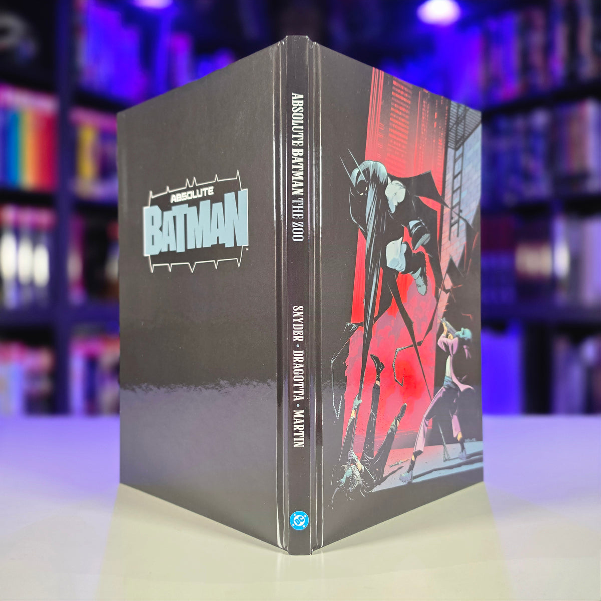 FCBD 2026 - ABSOLUTE BATMAN HC VOL 01 THE ZOO JIM LEE VARIANT