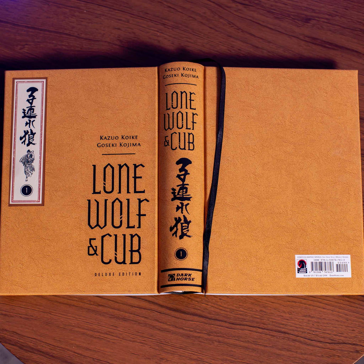Lone Wolf and Cub Deluxe Edition Volume 1