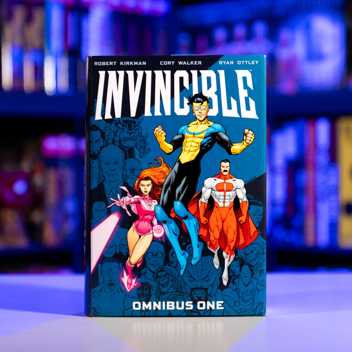 INVINCIBLE OMNIBUS HC VOL 01